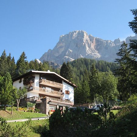 Appartamento Da Meto San Martino Di Castrozza Exterior photo