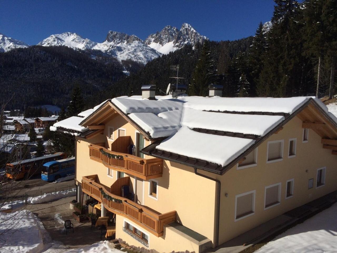 Appartamento Da Meto San Martino Di Castrozza Exterior photo